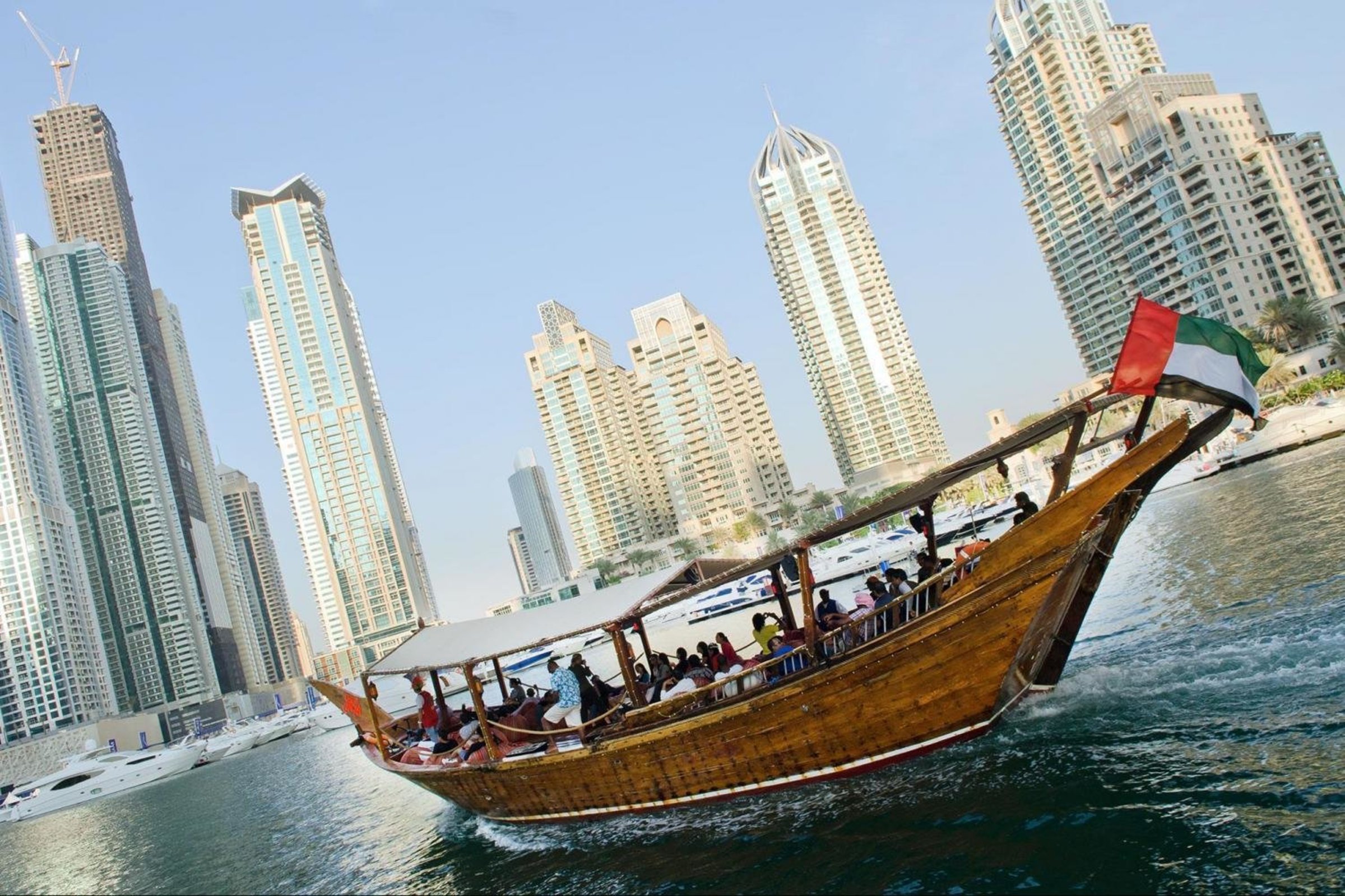 Dhow Cruise по Дубай Марине