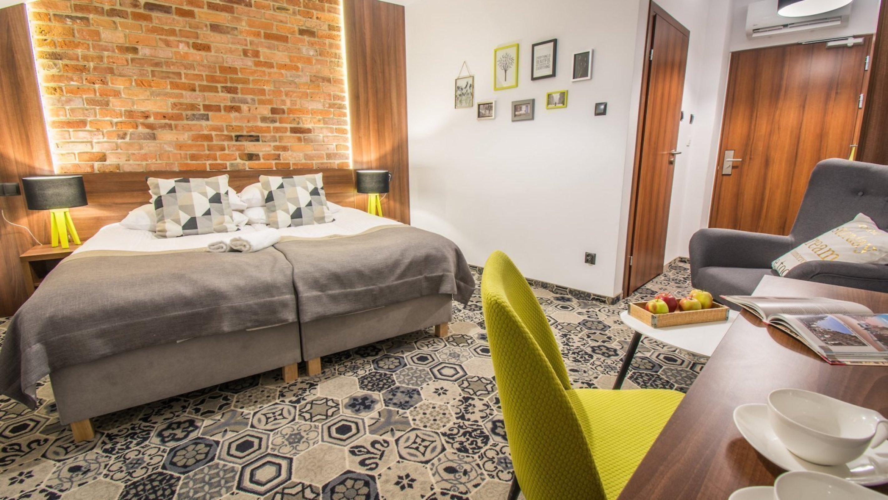 Hotel Lavender image